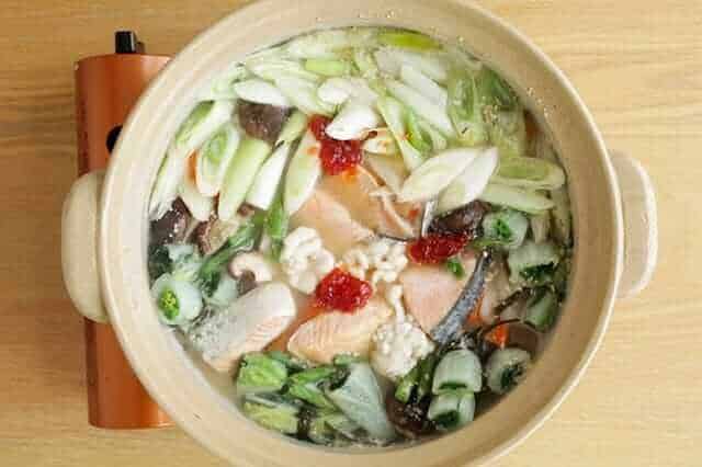 15-Minute Salmon Nabe Recipe, Easy Hot Pot for One