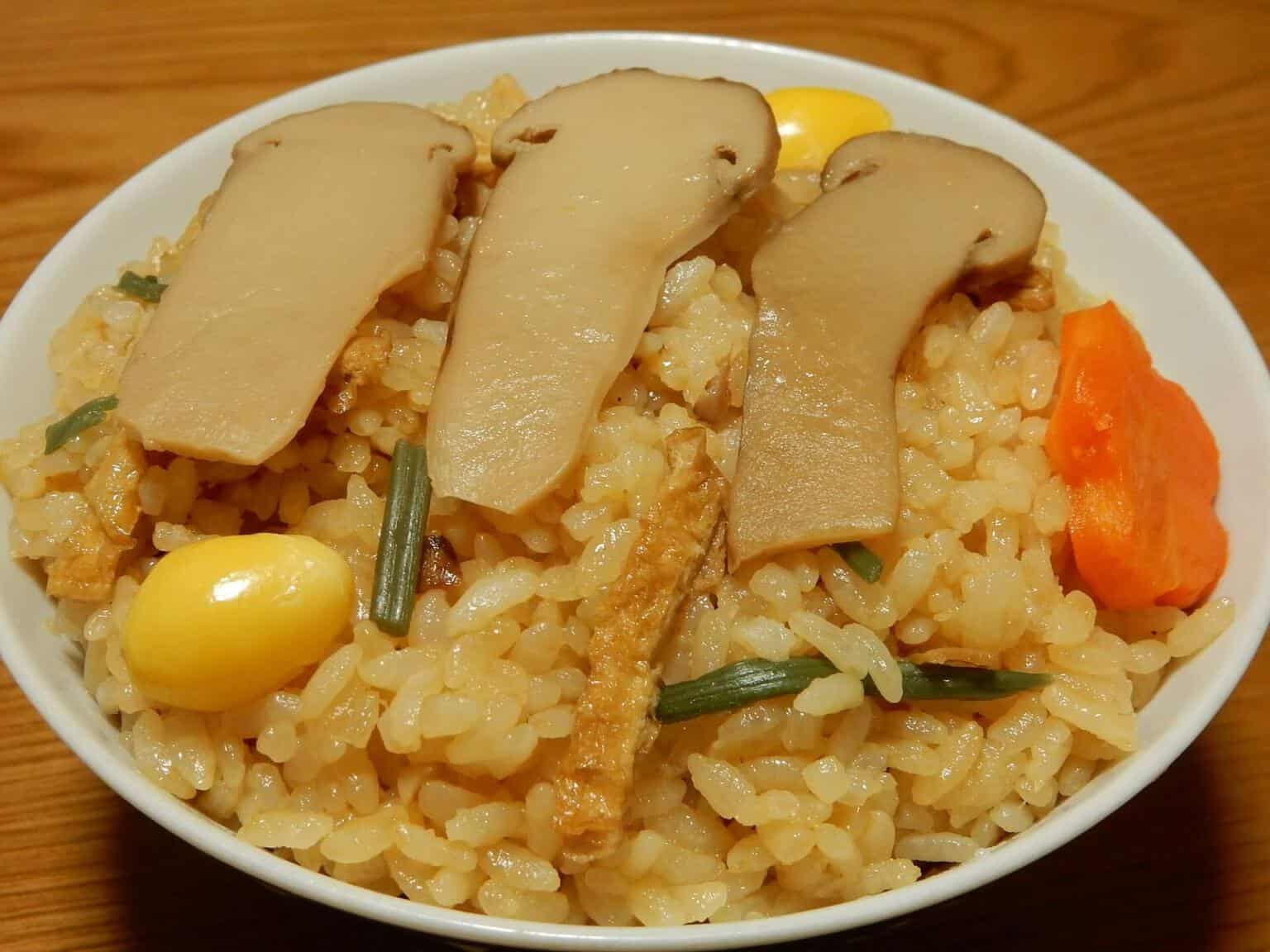 Matsutake Gohan (松茸ごはん) Food in Japan