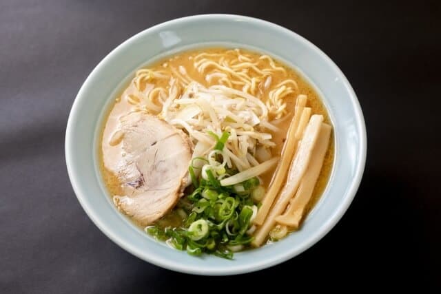 Hakata Ramen (博多ラーメン)