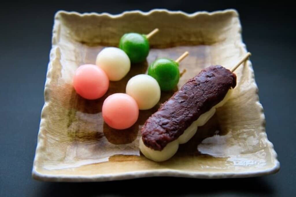 Dango (団子)