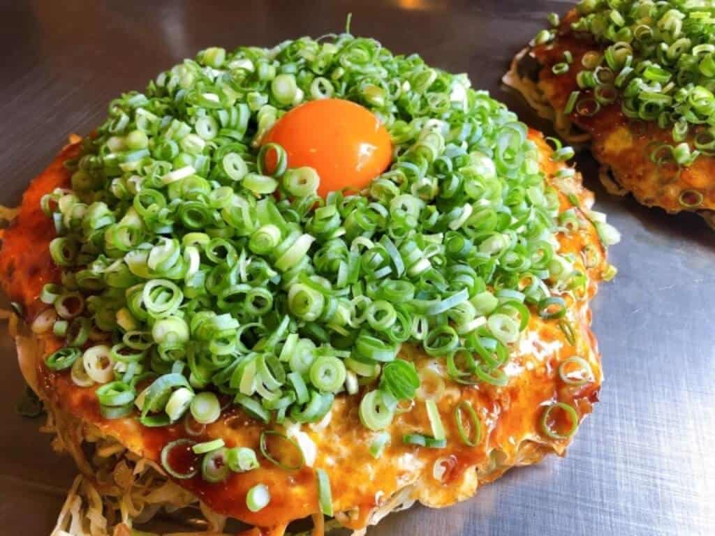 Okonomiyaki (お好み焼き)