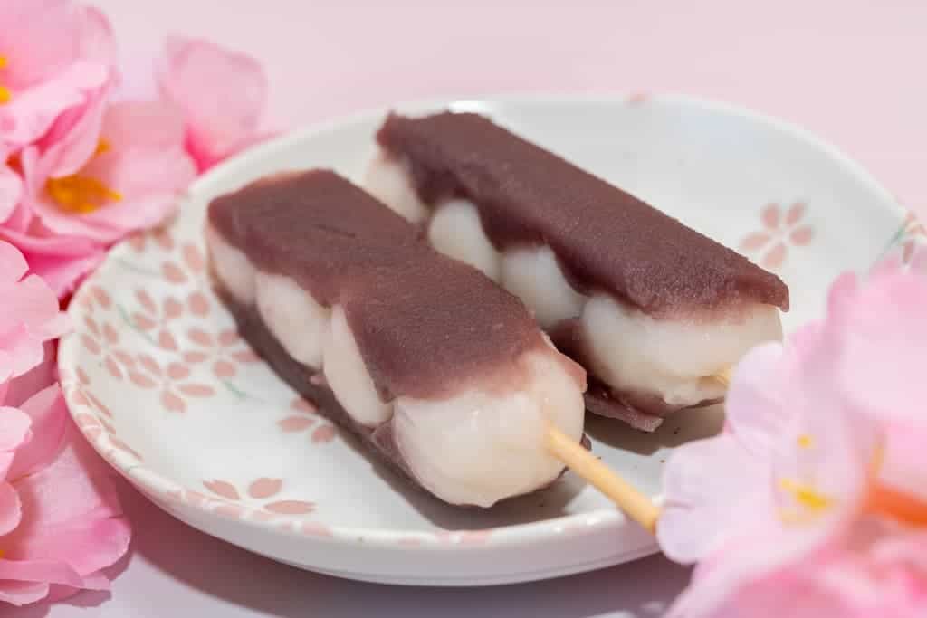 Anko Mochi (あんこ餅)