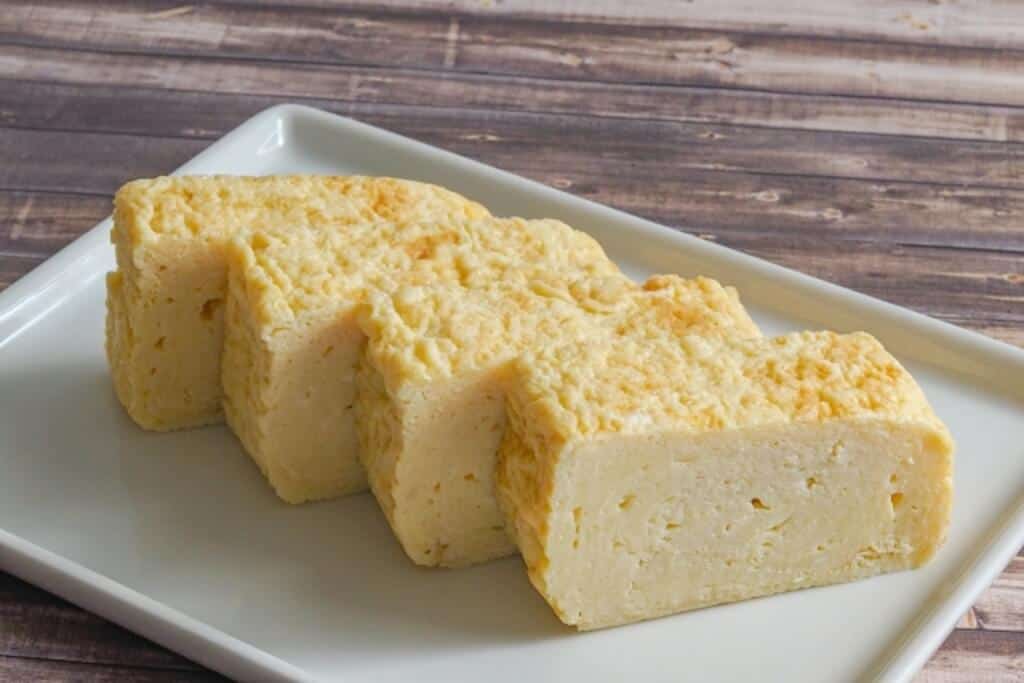 Tamago yaki (卵焼き)