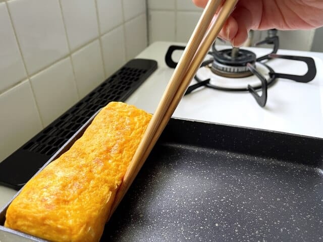 Tamago yaki (卵焼き)