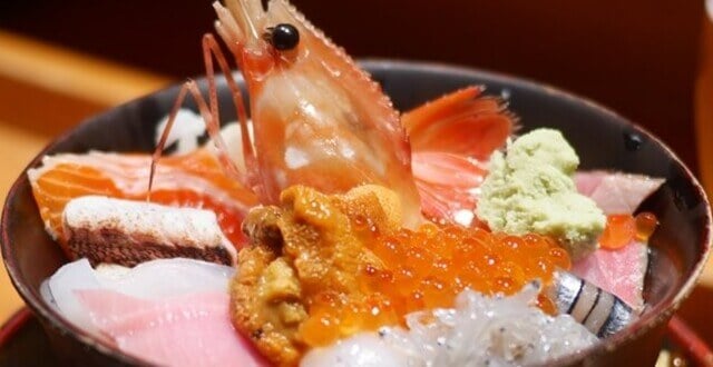 Kaisendon (海鮮丼)