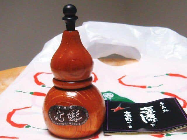 Shichimitogarashi (七味とうがらし)