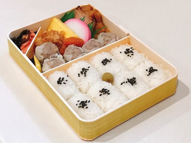 Shumai bento (シウマイ弁当)