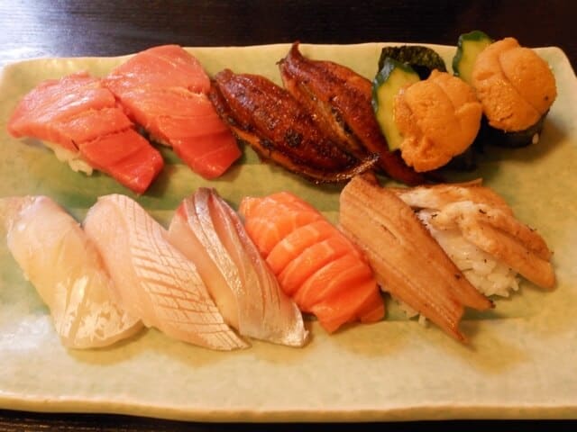 Oosaka sushi (大阪寿司)