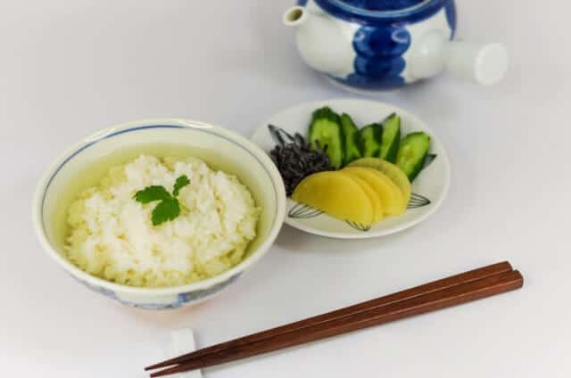 오차즈케 (お茶漬け)
