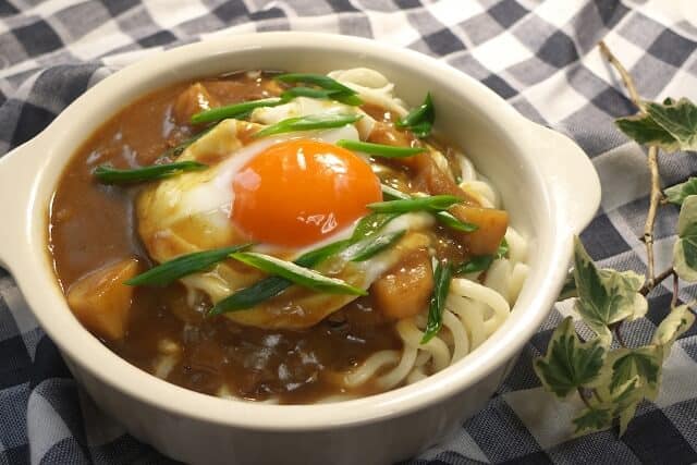 Curry udon (カレーうどん)