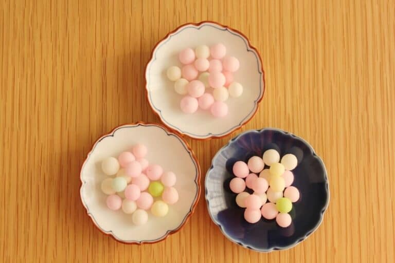 Oiri (おいり): en Japón, el oiri es un dulce encantador que representa la confitería tradicional. Tiene sabores únicos y una presentación artística. Este artículo explora los orígenes, las variedades y la importancia cultural del oiri en Japón.