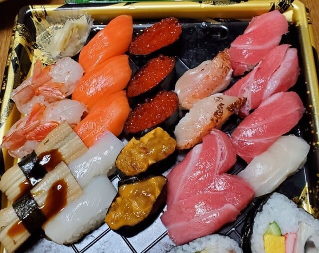 Sushi lined in platter