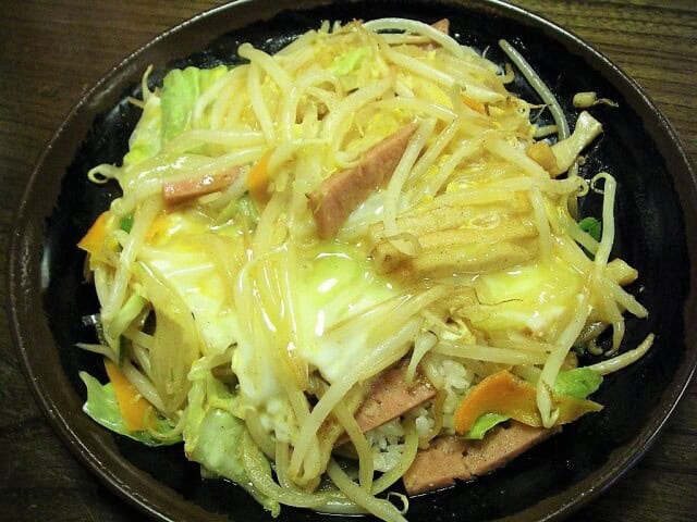 Okinawa champon on black plate