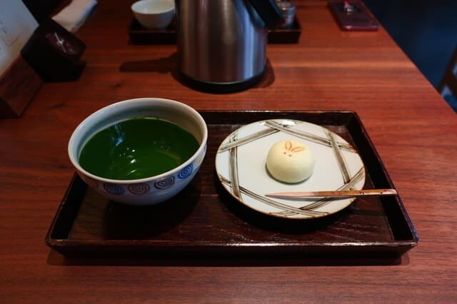 japanese matcha tea from  Ippodo Tea Shop “Kagi” (喫茶室 嘉木 (Cafe Kagi)