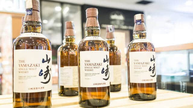 Suntory whiskey yamazaki