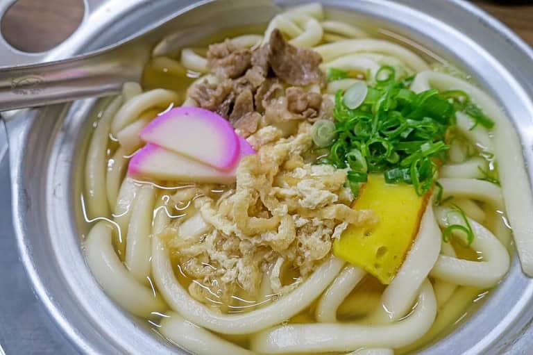 Nabe yaki udon (鍋焼きうどん)