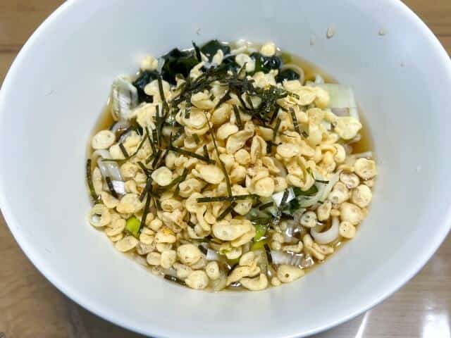 Hiyashi tanuki udoningredients