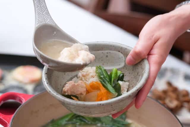 serving hotpot