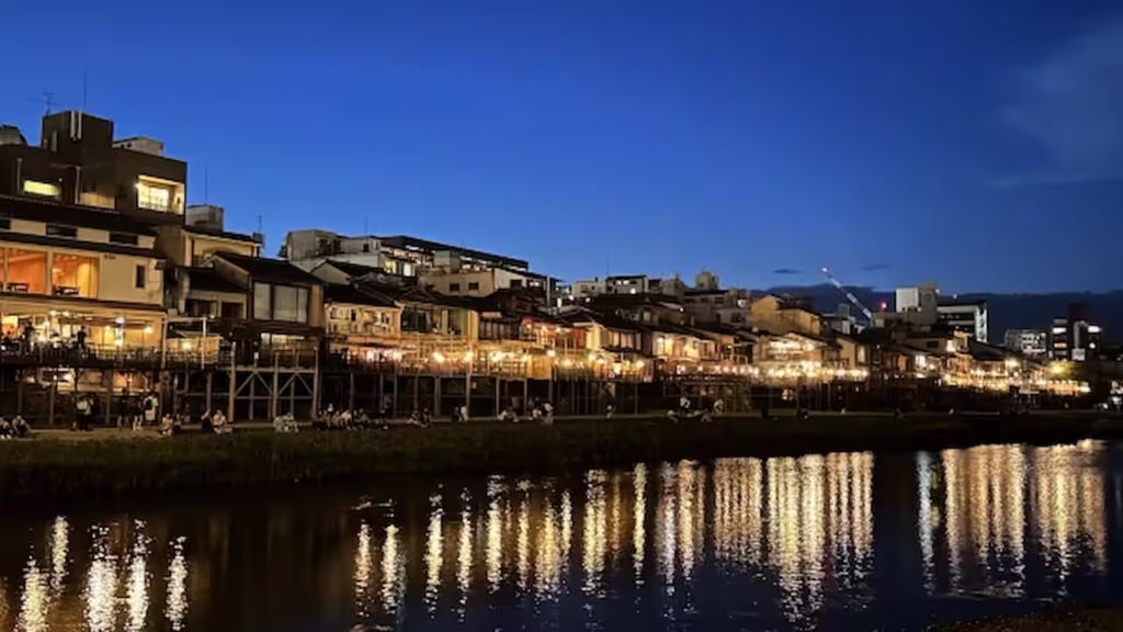 kawadoko at night