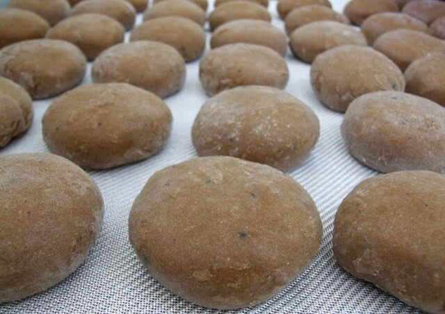 making tochi mochi