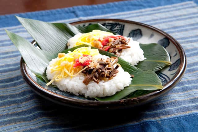sasa zushi on plate with design