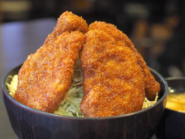 Komagane sauce katsu don