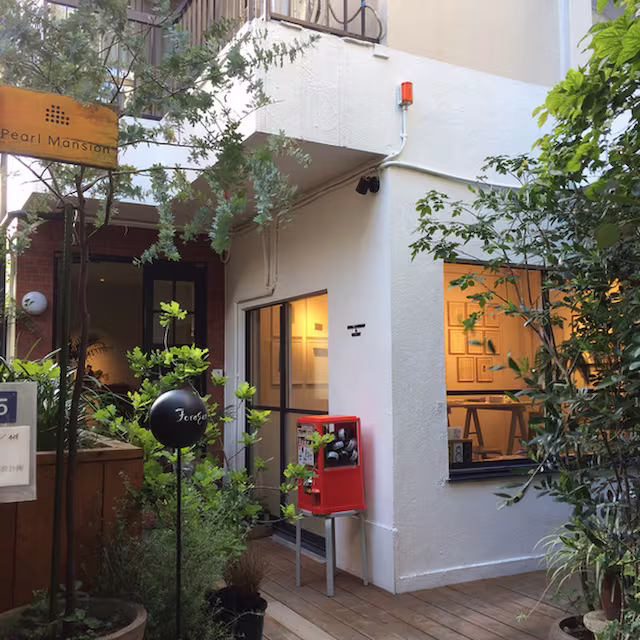 paddler cafe main entrance