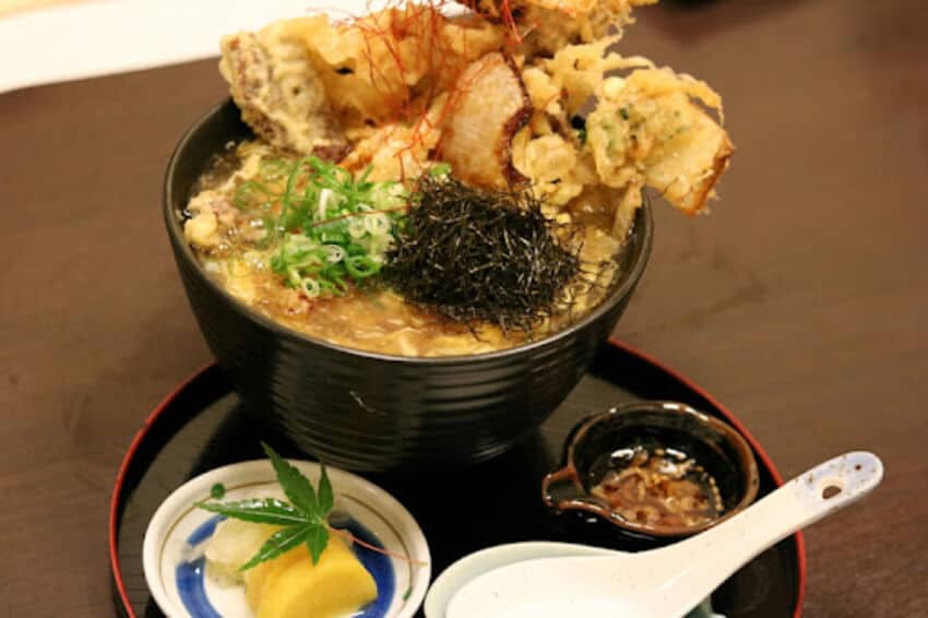 Taccho honeku don (たっちょほねく丼)