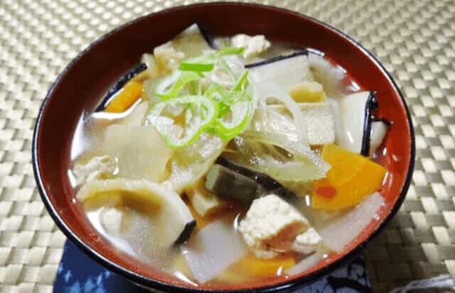 Kujira jiru くじらじる