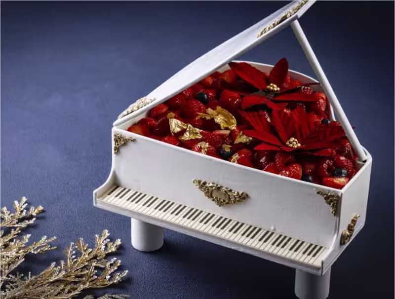 christmas cake japan ensemble