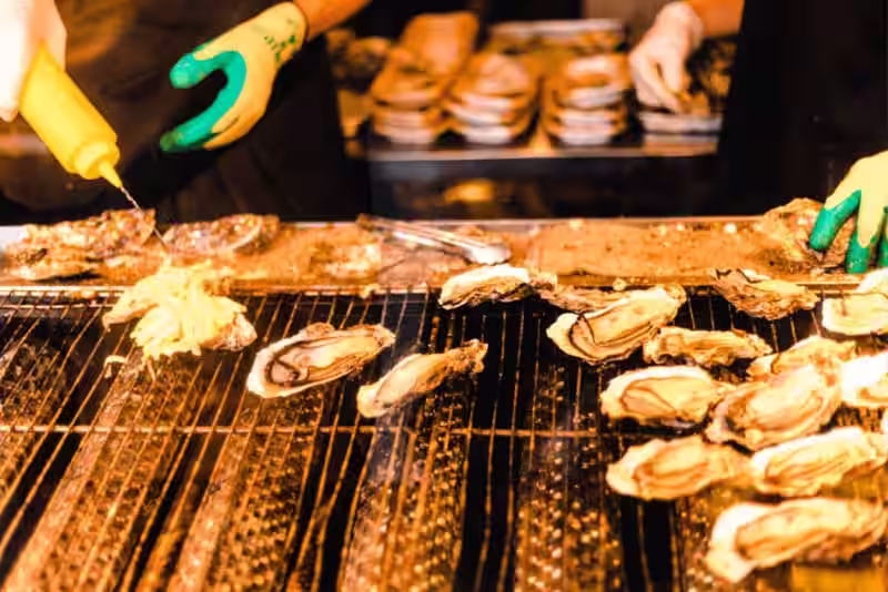 winter food japan miyajima-oyster-festival