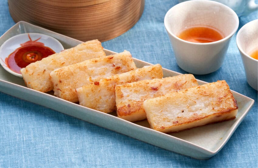 Daikon mochi (大根餅)