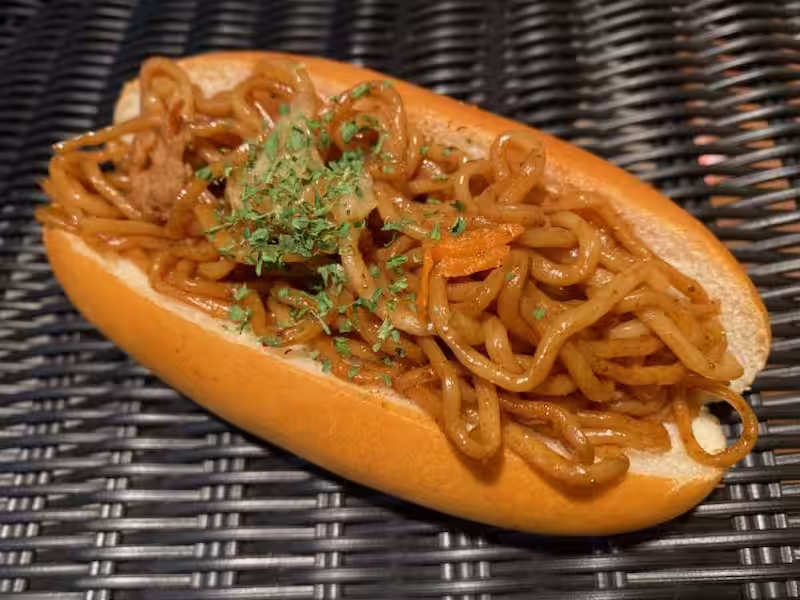 Yakisoba bread