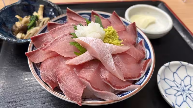 Himi kanburi sashimi meat