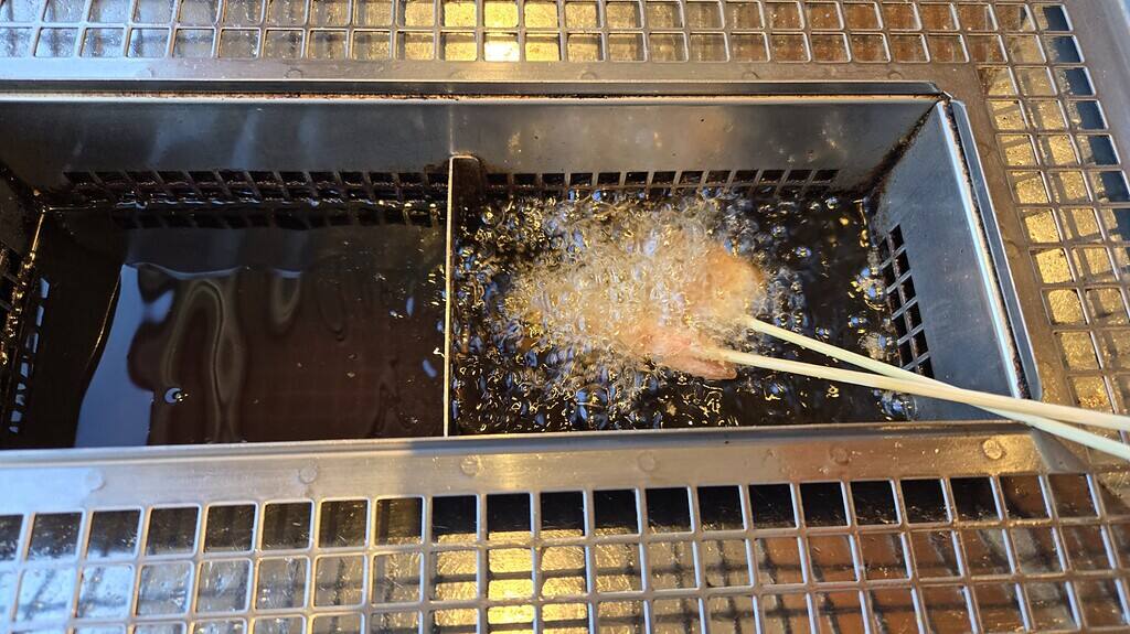 frying kushi katsu