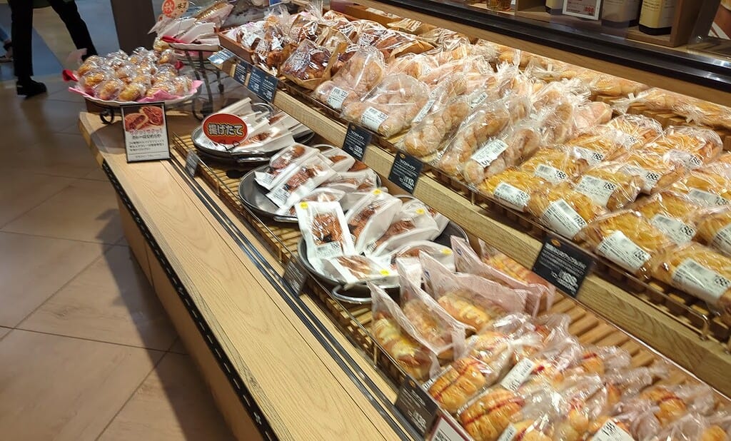 Depachika Bakery section