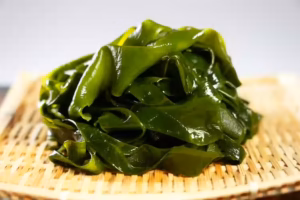Naruto Wakame (鳴門わかめ) naruto wakame 鳴門わかめ